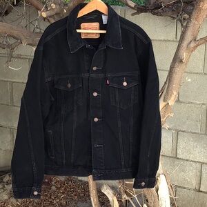 Levi's Men's denim XL great used conditions jacket